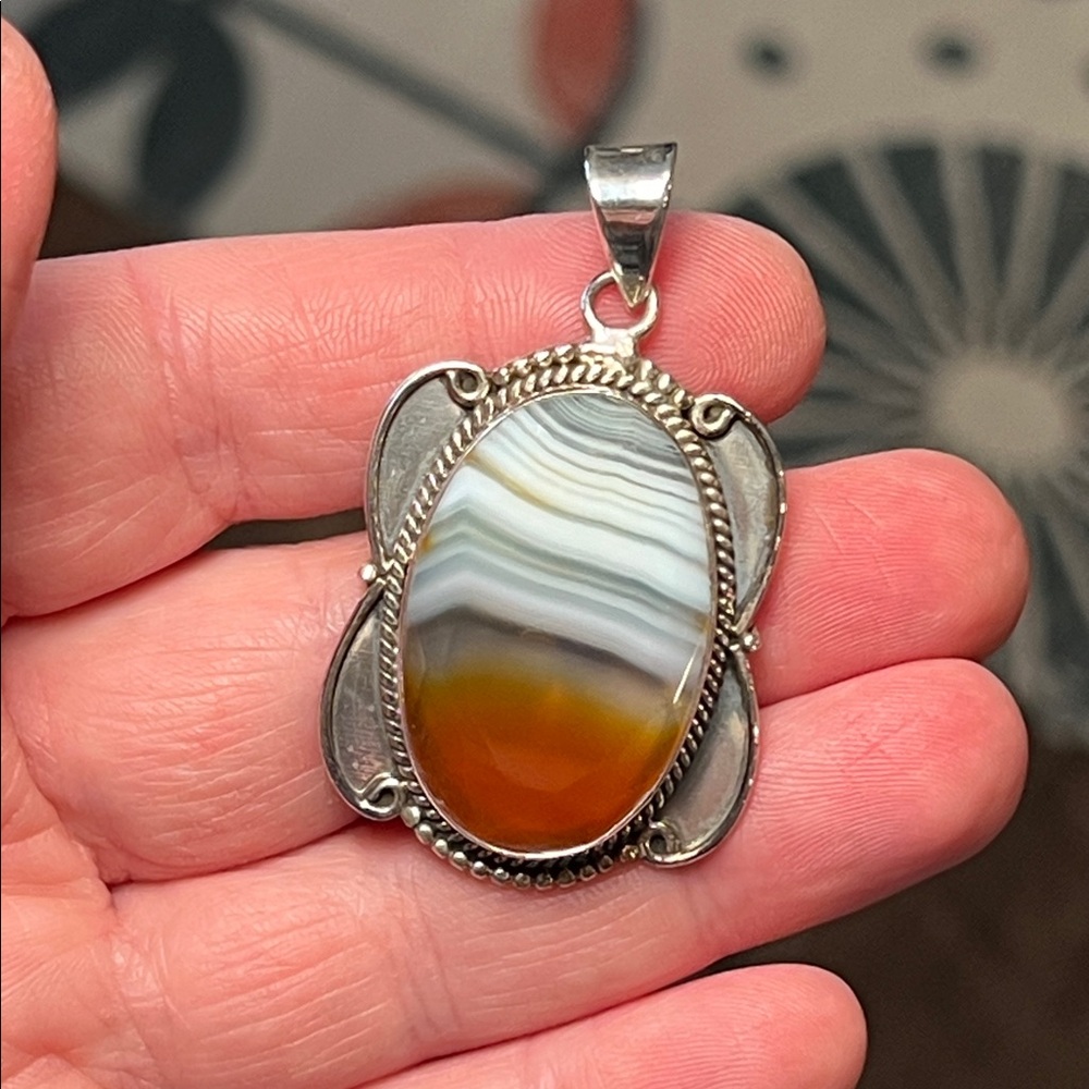 Southwestern JBH Signed Sterling Silver Faceted Banded Agate Necklace Pendant - Picture 5 of 6